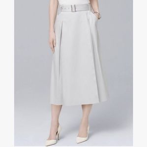 WHBM t-length skirt with POCKETS